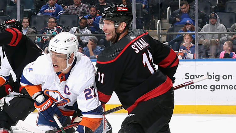 Carolina Hurricanes v New York Islanders