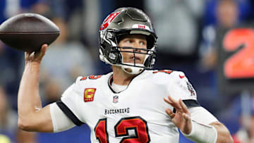 20. Tom Brady, Tampa Bay Buccaneers (2021) - 374.7 points