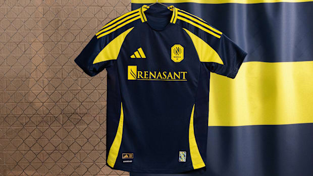 Nashville SC kit