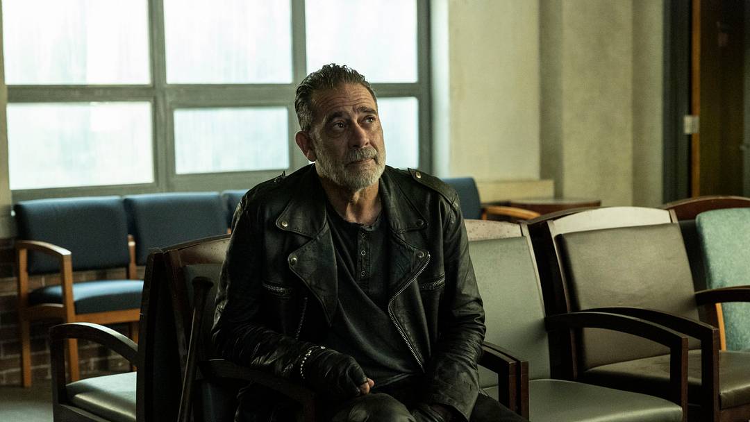 Jeffrey Dean Morgan as Negan - The Walking Dead: Dead City _ Season 3, Episode 1 - Photo Credit: Robert Clark/AMC Jeffrey Dean Morgan as Negan - The Walking Dead: Dead City _ Season 3, Episode 1 - Photo Credit: Robert Clark/AMC