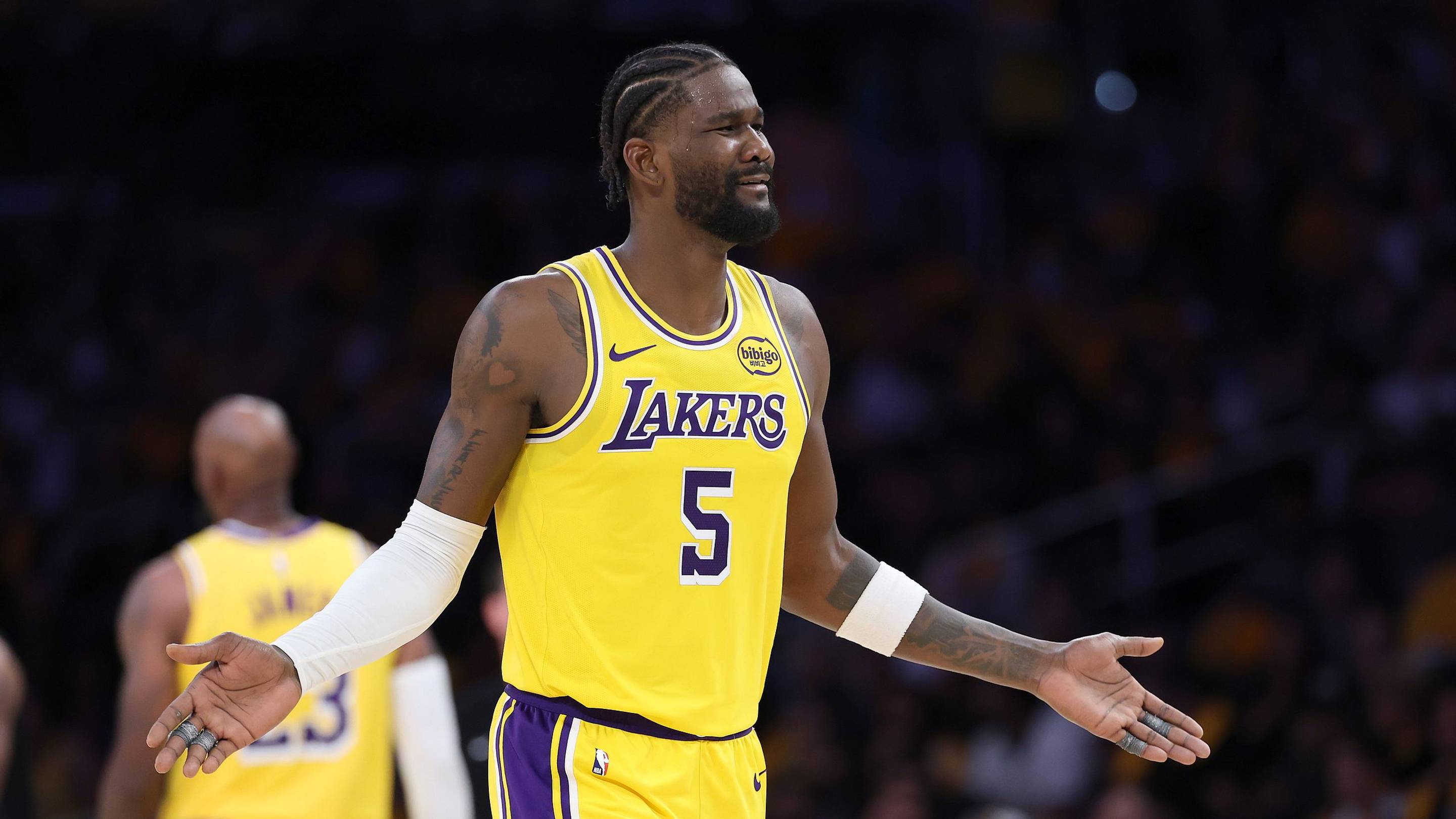 Wizards should still be skeptical after Deandre Ayton embraces his role