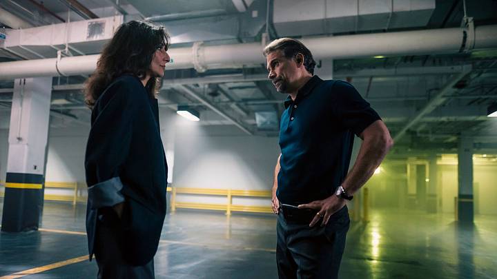 “Rendition” -- FBI. Pictured (L-R): Necar Zadegan as Deputy Chief of Station Nikki Reynard and Jeremy Sisto as Assistant Special Agent in Charge Jubal Valentine. 