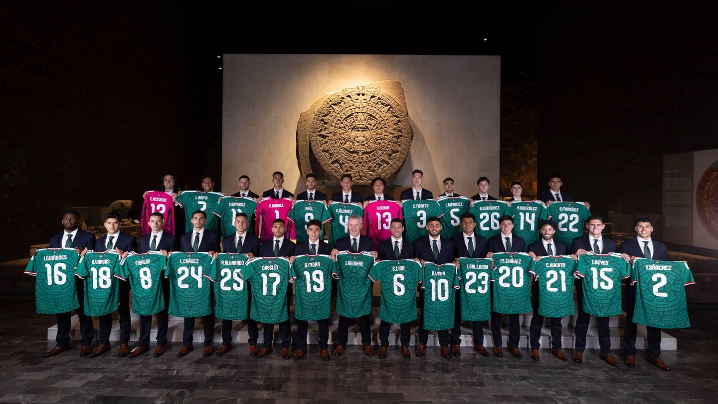 Con la Piedra del Sol y recorrido cultural, México se tomó la foto oficial del Mundial 2026