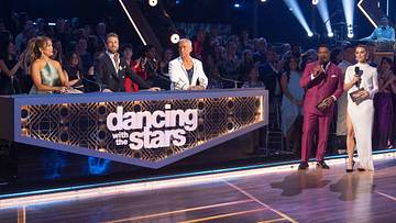 Carrie Ann Inaba, Derek Hough, Bruno Tonioli, Alfonso Ribeiro and Julianne Hough