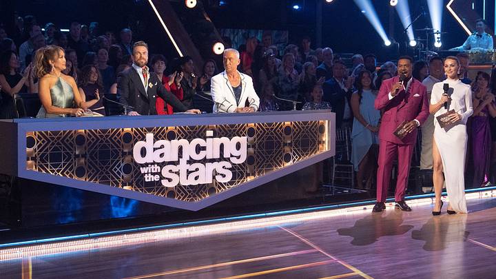 Carrie Ann Inaba, Derek Hough, Bruno Tonioli, Alfonso Ribeiro and Julianne Hough