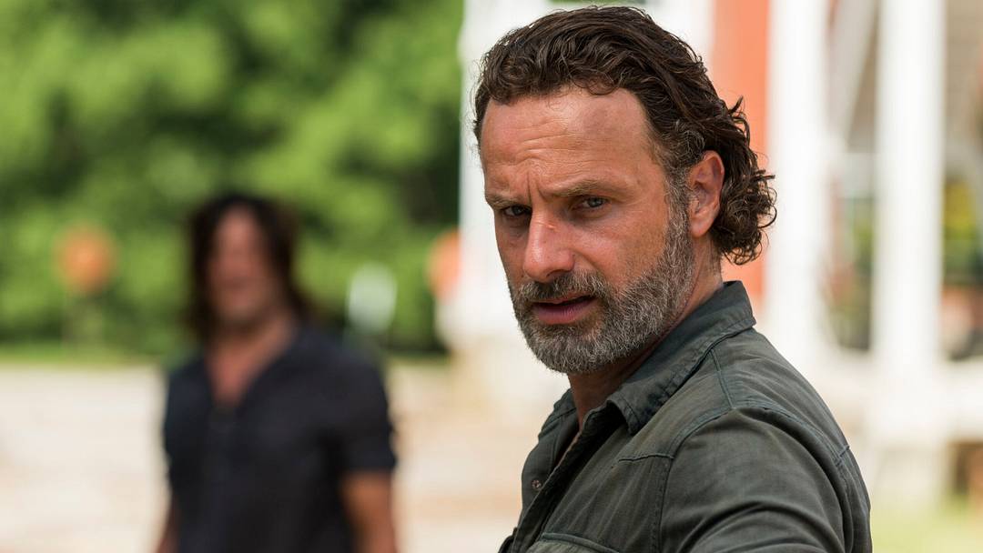 Andrew Lincoln as Rick Grimes, Norman Reedus as Daryl Dixon - The Walking Dead _ Season 7, Episode 9 