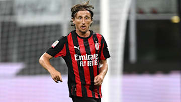 Milan se reforçou bastante e uma das estrelas que chegou é Modric, ex-Real Madrid