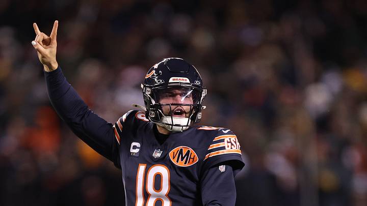 Green Bay Packers v Chicago Bears - NFL 2025