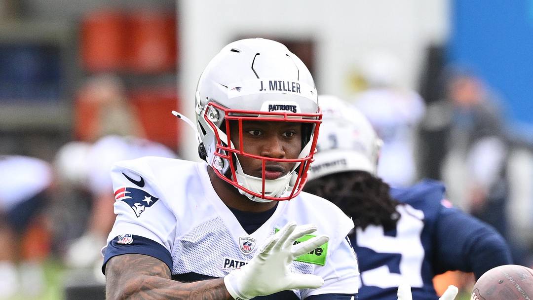 May 9, 2026; Foxborough, MA, USA; New England Patriots running back Jam Miller (30) makes a catch during the New England Patriots rookie camp at Gillette Stadium. Mandatory Credit: Eric Canha-Imagn Images May 9, 2026; Foxborough, MA, USA; New England Patriots running back Jam Miller (30) makes a catch during the New England Patriots rookie camp at Gillette Stadium. Mandatory Credit: Eric Canha-Imagn Images