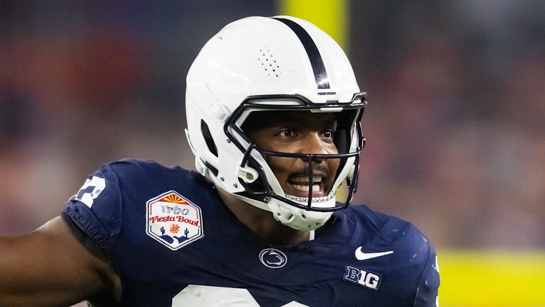 Penn State Nittany Lions defensive end Dani Dennis-Sutton