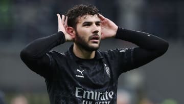 Theo Hernandez et l'AC Milan vont joueur une rencontre avec un maillot spécial