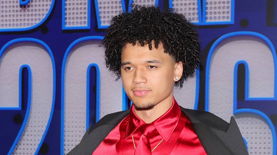 Jun 23, 2026; New York, NY, USA; Draft prospect Brayden Burries poses for photos on the red carpet before the 2026 NBA draft at Barclays Center. Mandatory Credit: Brad Penner-Imagn Images Jun 23, 2026; New York, NY, USA; Draft prospect Brayden Burries poses for photos on the red carpet before the 2026 NBA draft at Barclays Center. Mandatory Credit: Brad Penner-Imagn Images