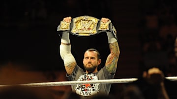 2012-06-06 - WWE Raw World Tour - Madrid - Vistalegre - pressing catch - wrestling - CM Punk