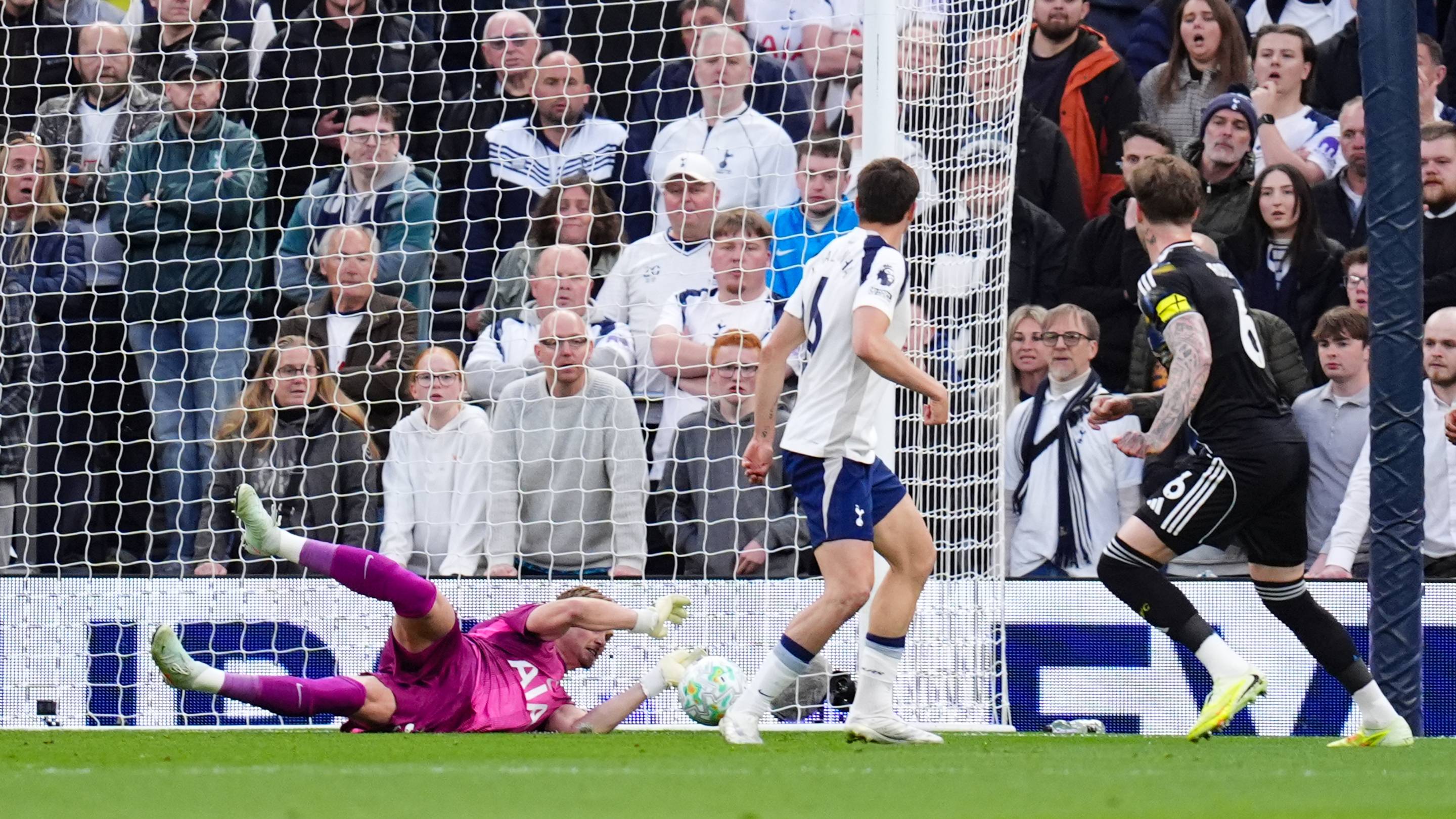 Antonin Kinsky's glorious redemption continued in ambivalent Leeds draw