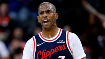 Phoenix Suns v Los Angeles Clippers