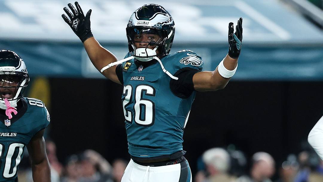 It looks like the 2,000-yard season is finally catching up to Saquon Barkley and the Eagles as the 2026 NFL season continues. 