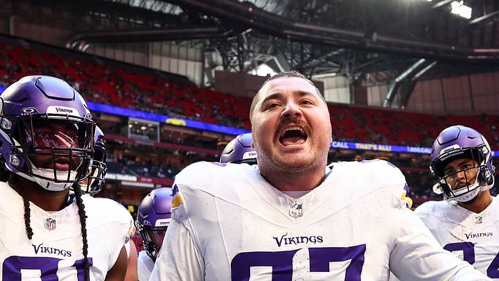 Minnesota Vikings DL Harrison Phillips