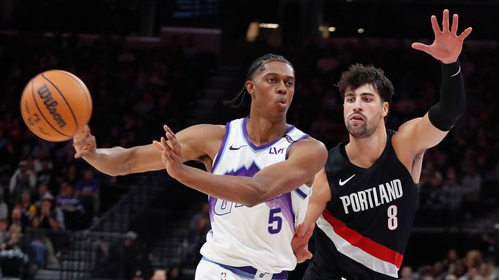 Portland Trail Blazers v Utah Jazz