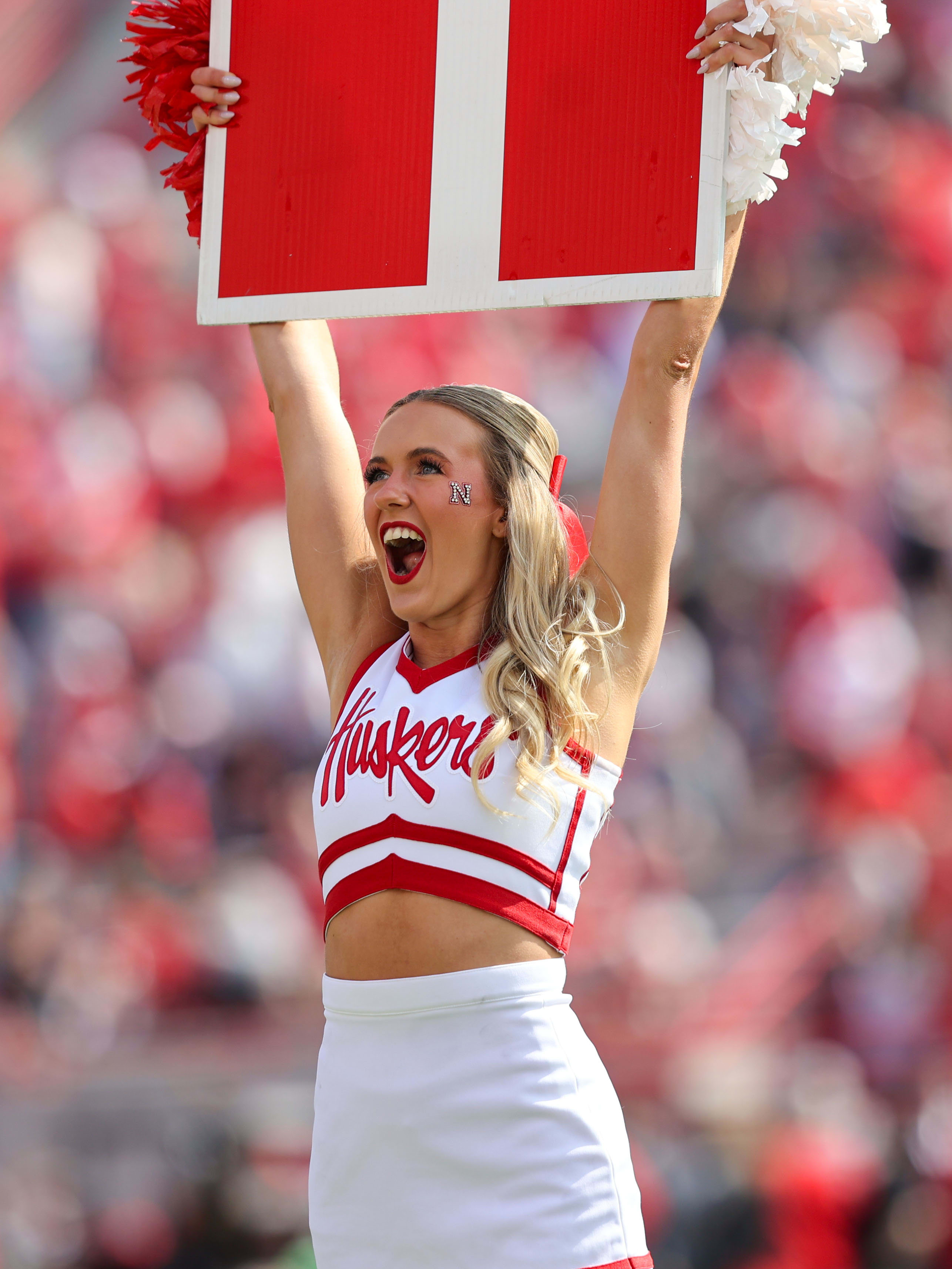 cheerleader