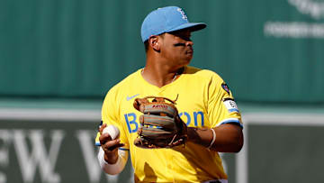 Dicen que Yankees debería hacer una oferta a Boston por Rafael Devers
