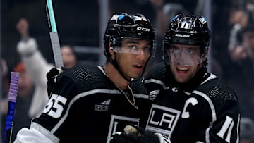 Chicago Blackhawks v Los Angeles Kings