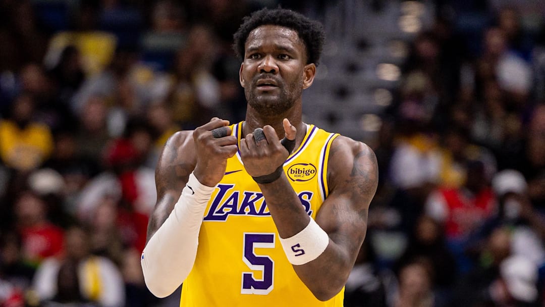 Los Angeles Lakers center Deandre Ayton Los Angeles Lakers center Deandre Ayton