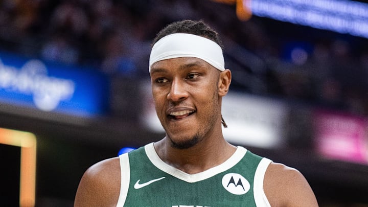 Milwaukee Bucks center/forward Myles Turner (3) in the first half against the Indiana Pacers at Gainbridge Fieldhouse on December 23, 2025.