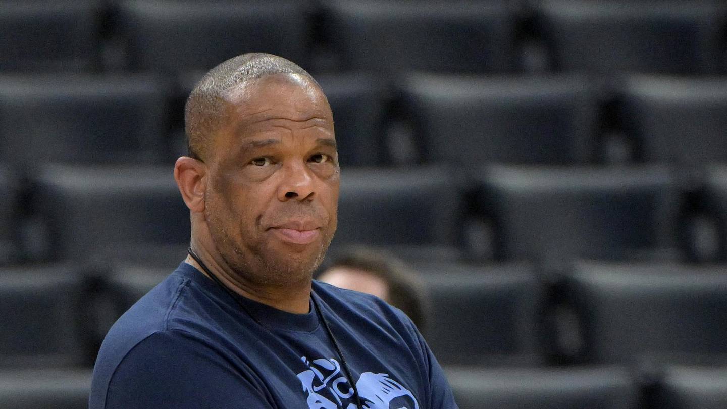 Announcement Primer for HighFlying UNC Basketball Target