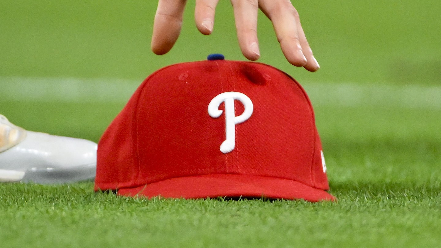 Phillies Acquire Outfielder Brewer Hicklen from Tigers for Depth