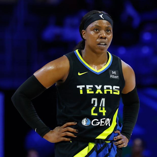 Dallas Wings guard Arike Ogunbowale