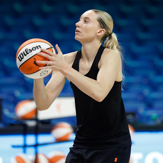  Dallas Wings guard Paige Bueckers