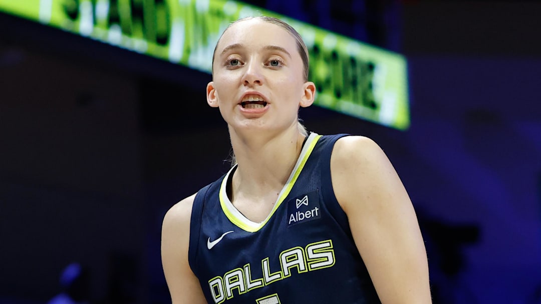Aug 22, 2025; Arlington, Texas, USA; Dallas Wings guard Paige Bueckers (5) reacts against the Seattle Storm during the second half at College Park Center. Mandatory Credit: Chris Jones-Imagn Images Aug 22, 2025; Arlington, Texas, USA; Dallas Wings guard Paige Bueckers (5) reacts against the Seattle Storm during the second half at College Park Center. Mandatory Credit: Chris Jones-Imagn Images