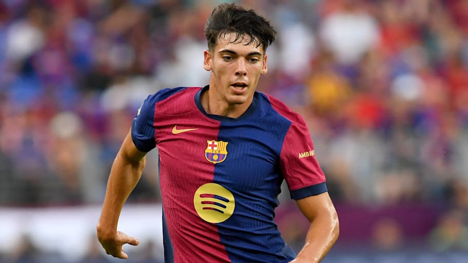 Álex Valle graduated from La Masia but never featured for Barcelona's senior side in an official match. | IMAGO/Icon Sportswire