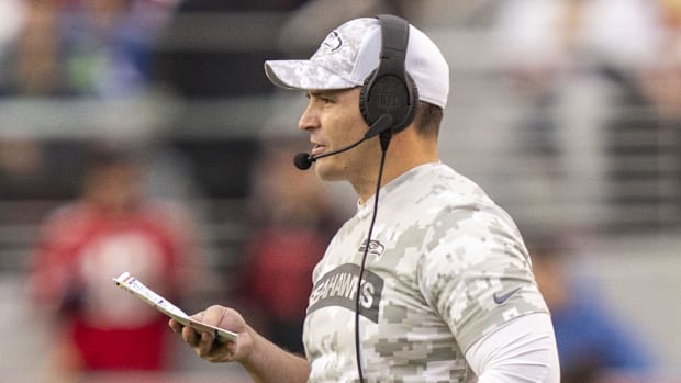 Seahawks coach Mike MacDonald