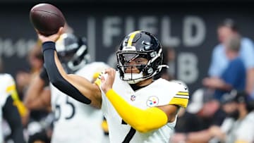 Pittsburgh Steelers quarterback Justin Fields