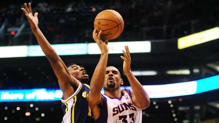 Four-star point guard Tai Bell, the son of a former NBA defensive star, has scored a Syracuse basketball offer.