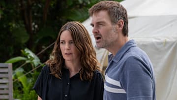 THE FOUR SEASONS. (L to R) Tina Fey as Kate and Will Forte as Jack in Episode 103 of The Four Seasons