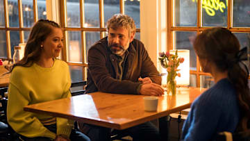 MURDER IN A SMALL TOWN: L-R: Guest star Dakota Guppy, Rossif Sutherland and Kristin Kreuk in the “Prized Possesions” episode of MURDER IN A SMALL TOWN airing Tuesday, Oct. 15 (8:00-9:00PM ET/PT) on FOX. ©2024 Fox Media LLC. CR: Kailey Schwerman/ FOX.