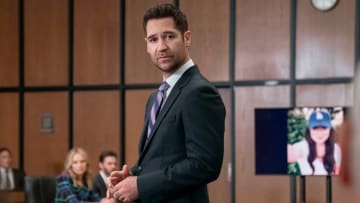The Lincoln Lawyer. (L to R) Becki Newton as Lorna Crane, Devon Graye as Julian La Cosse, Manuel Garcia-Rulfo as Mickey Haller in episode 306 of The Lincoln Lawyer. Cr. Lara Solanki/Netflix © 2024