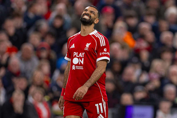 Mohamed Salah parece angustiado.