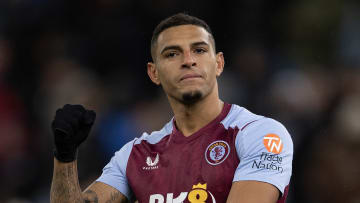 Aston Villa v Arsenal FC - Premier League