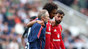 Zirkzee limped off injured