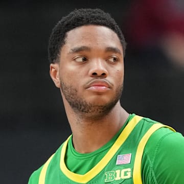 Dec 21, 2024; San Jose, California, USA; Oregon Ducks forward Kwame Evans Jr. (10) during the second half against the Stanford Cardinal at SAP Center at San Jose. Mandatory Credit: Darren Yamashita-Imagn Images