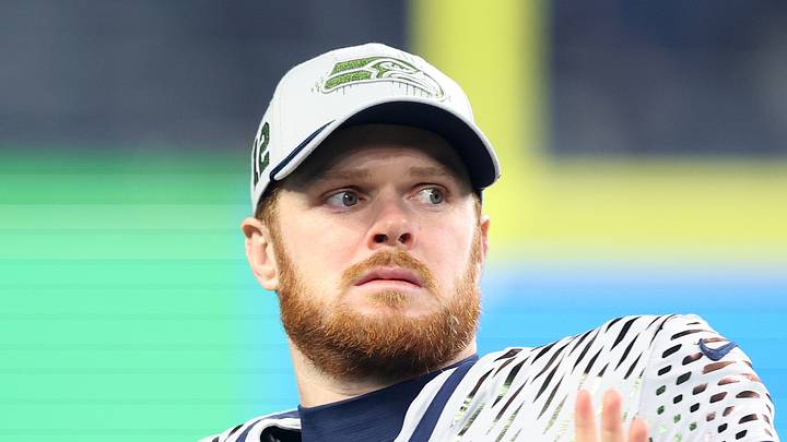 Sam Darnold of the Seattle Seahawks warms up