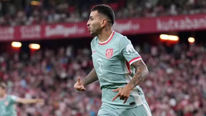 Sobre el tiempo añadido, el argentino Ángel Correa le dio los tres puntos al Atlético Madrid sobre el Athletic Bilbao