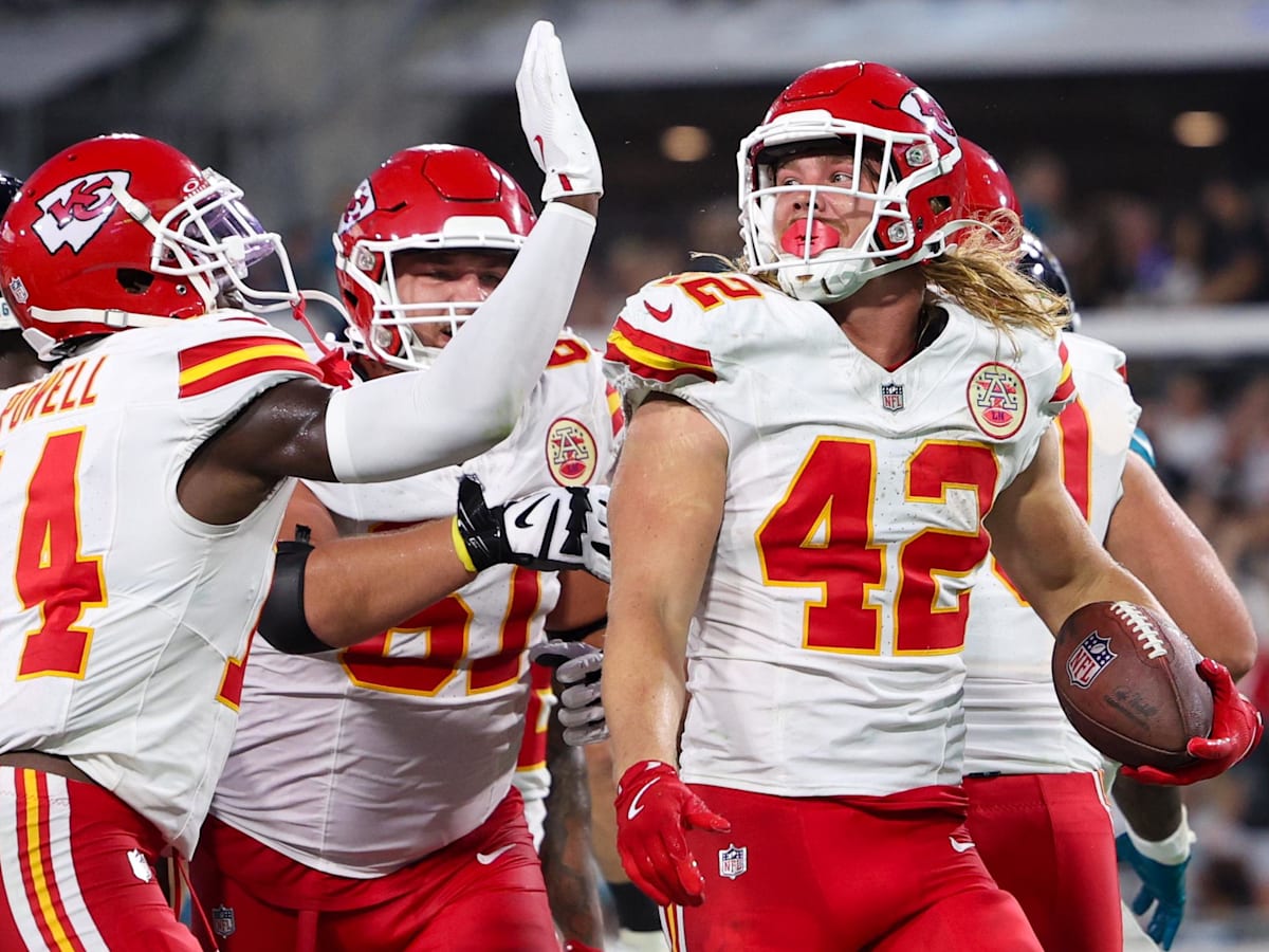 Andy Reid on What Carson Steele Must Do to Make KC Chiefs' 53-Man Roster