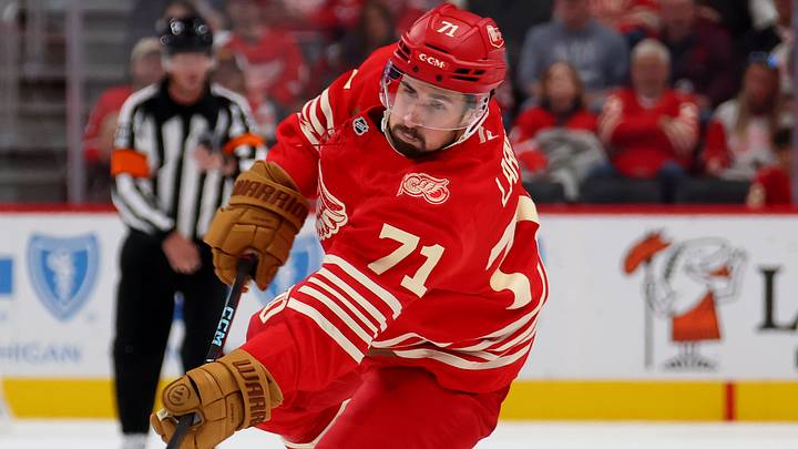 Montreal Canadiens v Detroit Red Wings