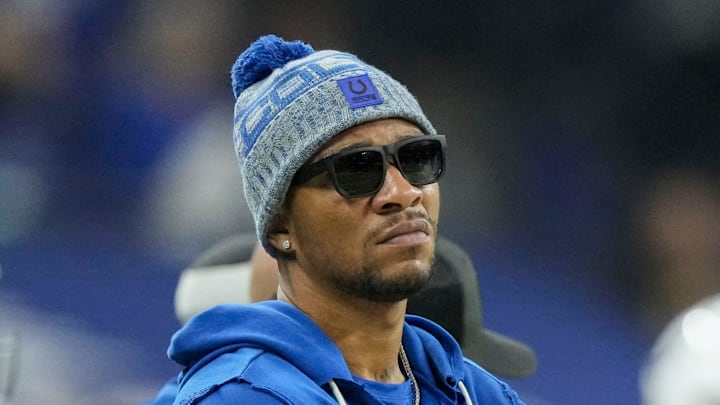 Indianapolis Colts quarterback Anthony Richardson watches the action