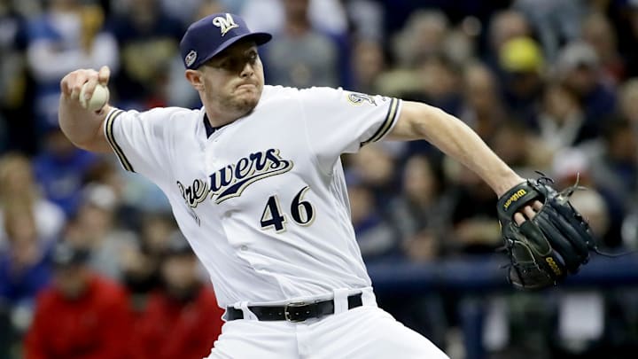 League Championship Series - Los Angeles Dodgers v Milwaukee Brewers - Game Seven