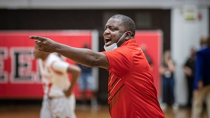 Kathleen head coach Andrae Shaw directs his players during first half action in the Boys Basketball Class 6A, Region 2 final at Kathleen in Lakeland Fl. Friday February 26, 2021. ERNST PETERS/ THE LEDGER
022621 Ep Preps 16 News Kathleen head coach Andrae Shaw directs his players during first half action in the Boys Basketball Class 6A, Region 2 final at Kathleen in Lakeland Fl. Friday February 26, 2021. ERNST PETERS/ THE LEDGER
022621 Ep Preps 16 News